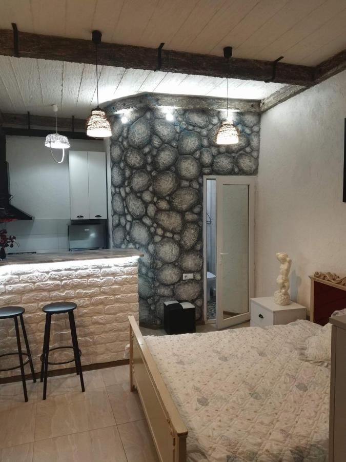 4 Chocolate Apartments In Old Tbilissi Extérieur photo