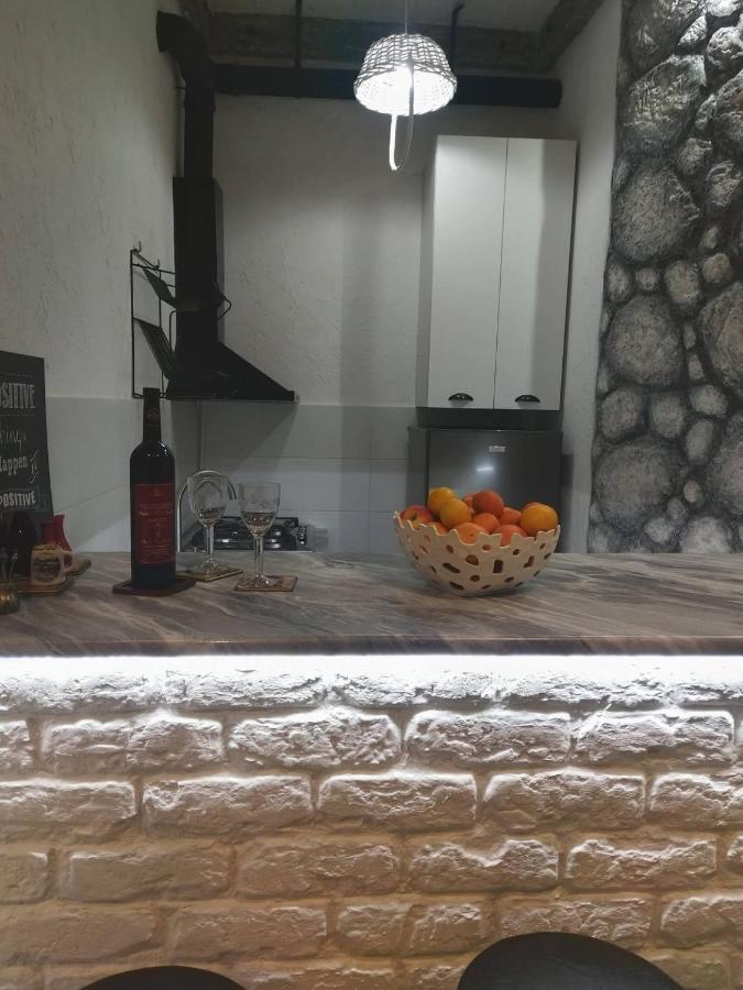 4 Chocolate Apartments In Old Tbilissi Extérieur photo